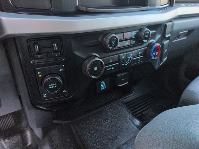 Certified 2025 Ford F350 XLT w/ FX4 Off-Road Package AWD/4WD image 17