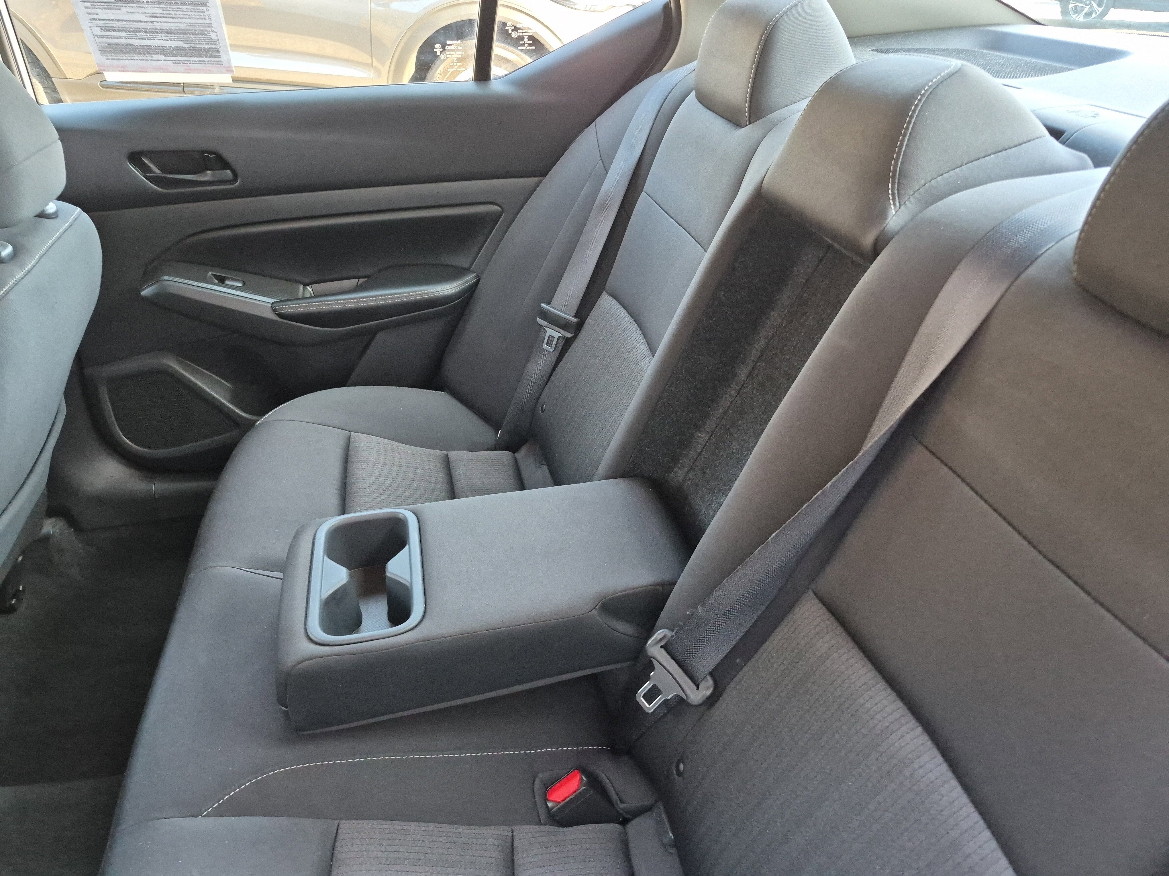 Used 2024 Nissan Altima 2.5 SV image 16