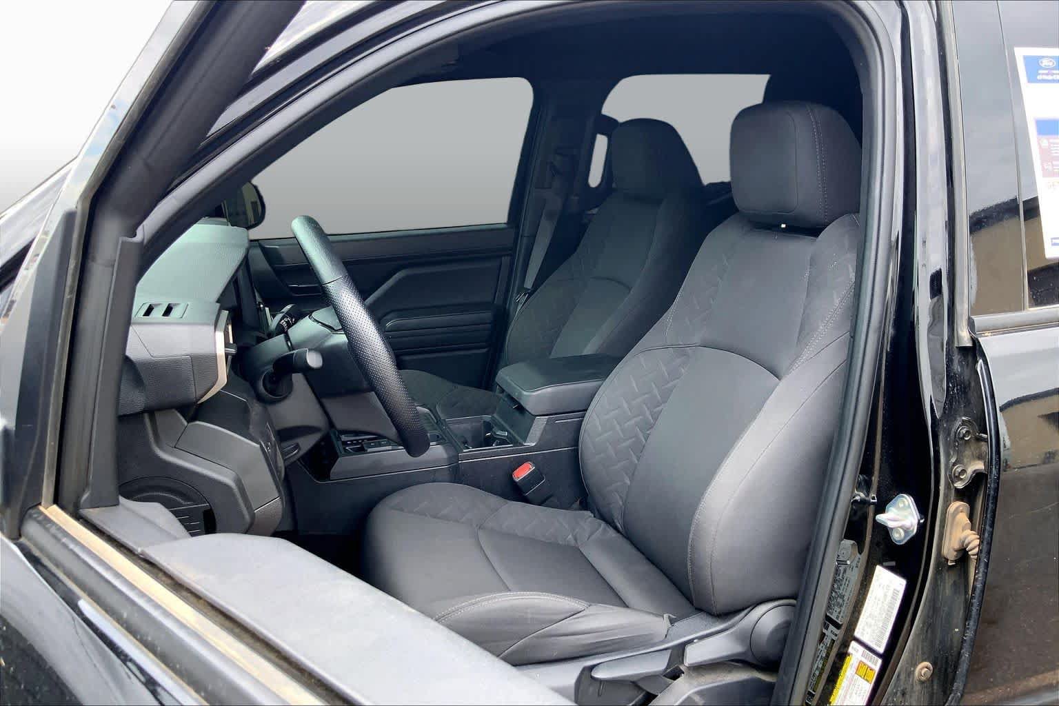 Used 2025 Toyota Tacoma SR RWD image 8