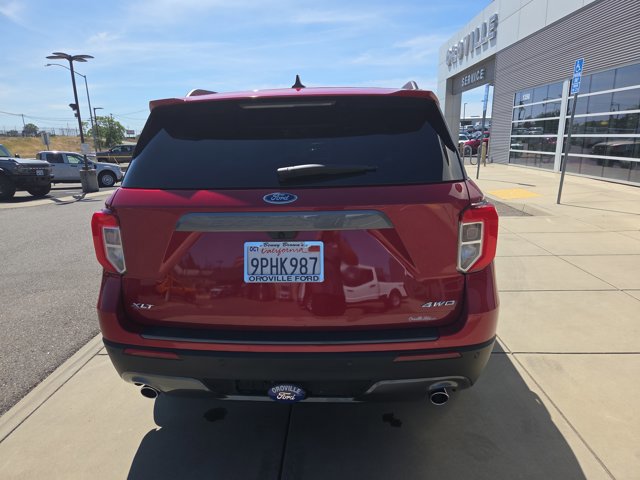 Certified 2024 Ford Explorer XLT w/ Equipment Group 202A AWD/4WD image 4