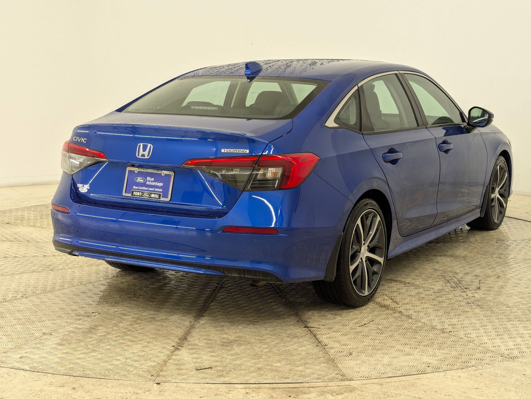 Used 2023 Honda Civic Touring image 8