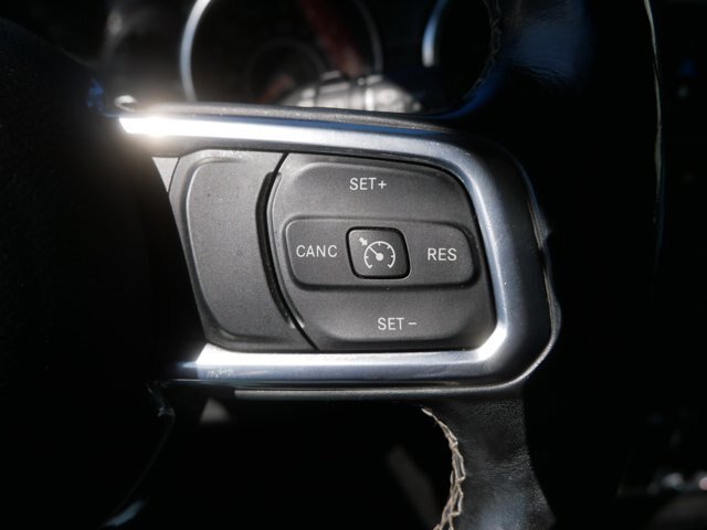 Used 2020 Jeep Wrangler Unlimited Sahara AWD/4WD image 20