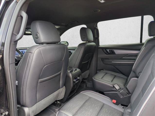 Used 2025 Buick Enclave Sport Touring w/ Super Cruise Package FWD image 16