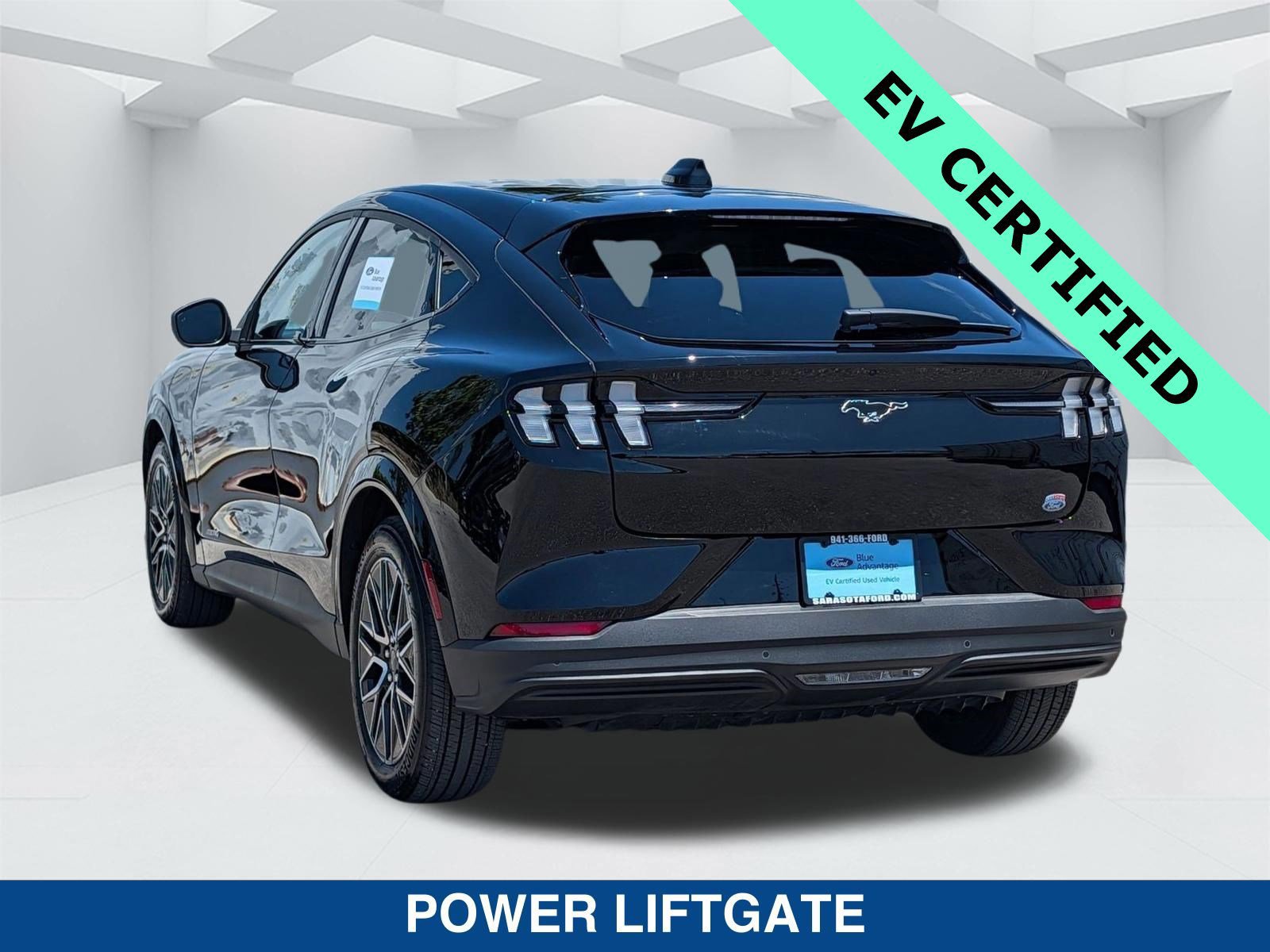 Certified 2025 Ford Mustang Mach-E Premium image 2