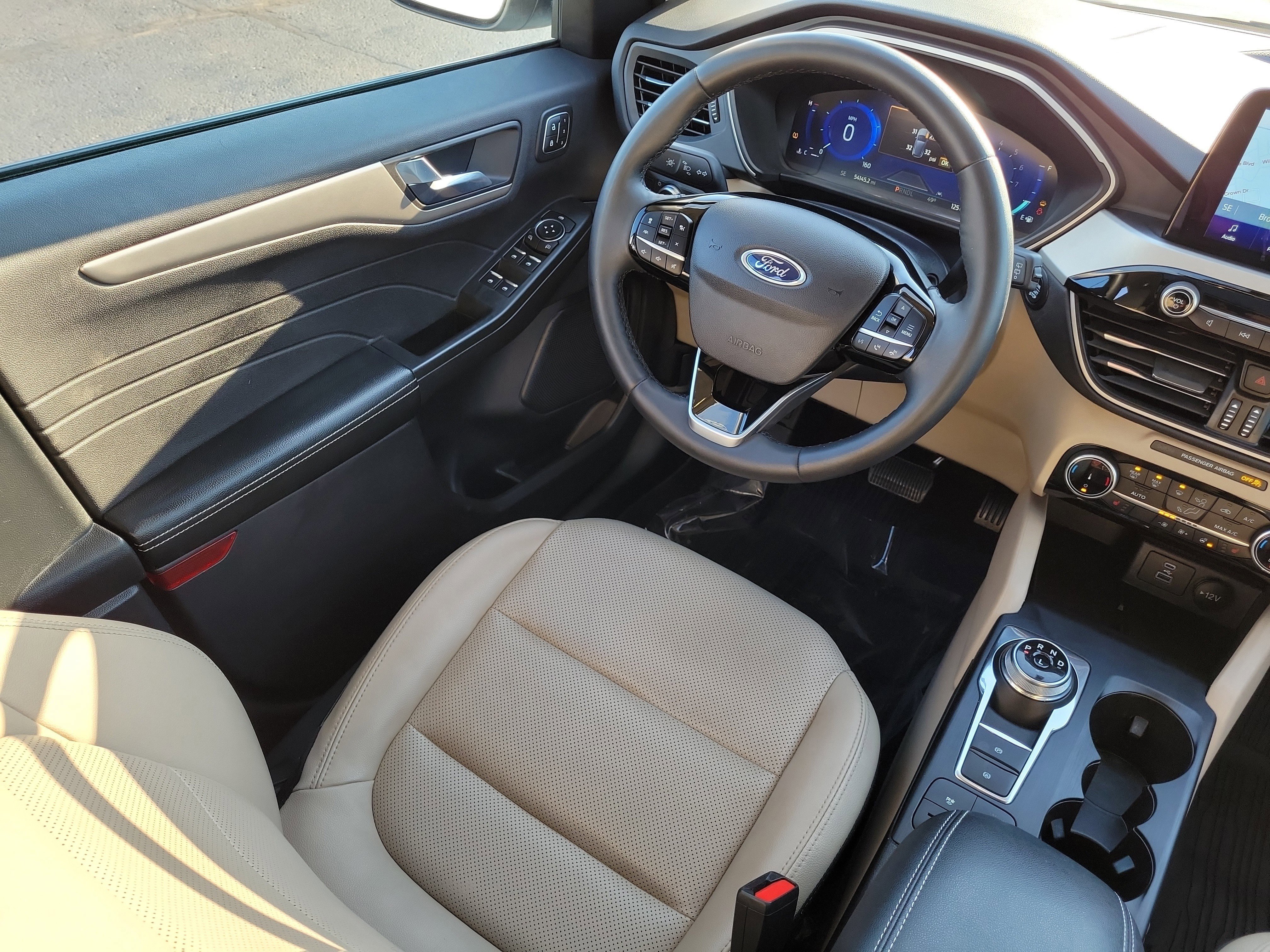 Certified 2022 Ford Escape SEL w/ Technology Package image 12