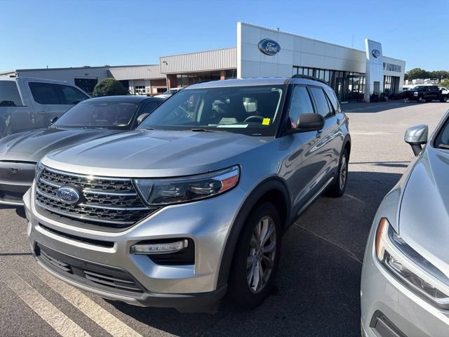 Certified 2023 Ford Explorer XLT w/ Equipment Group 202A