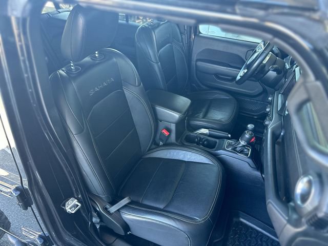 Used 2018 Jeep Wrangler Unlimited Sahara AWD/4WD image 27