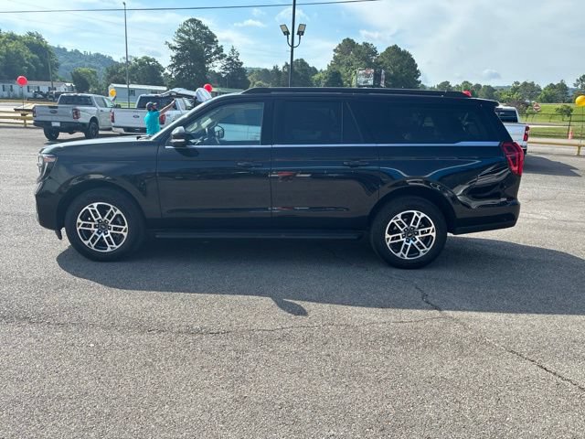 Certified 2025 Ford Expedition Max Active AWD/4WD image 4