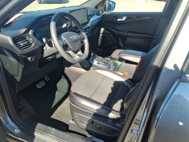 Certified 2023 Ford Escape ST-Line w/ Tech Pack #1 AWD/4WD image 16