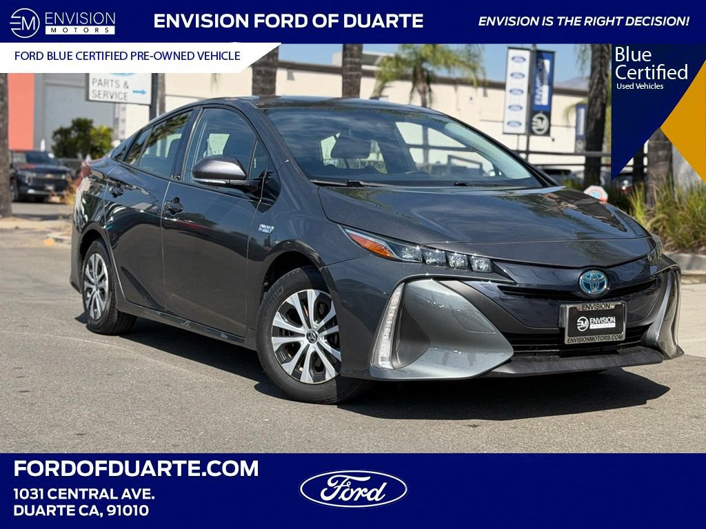 Used 2020 Toyota Prius Prime LE FWD image 1