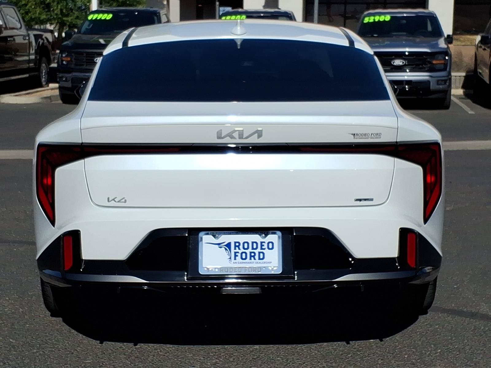 Used 2025 Kia K4 GT-Line w/ GT-Line Premium Package FWD image 4