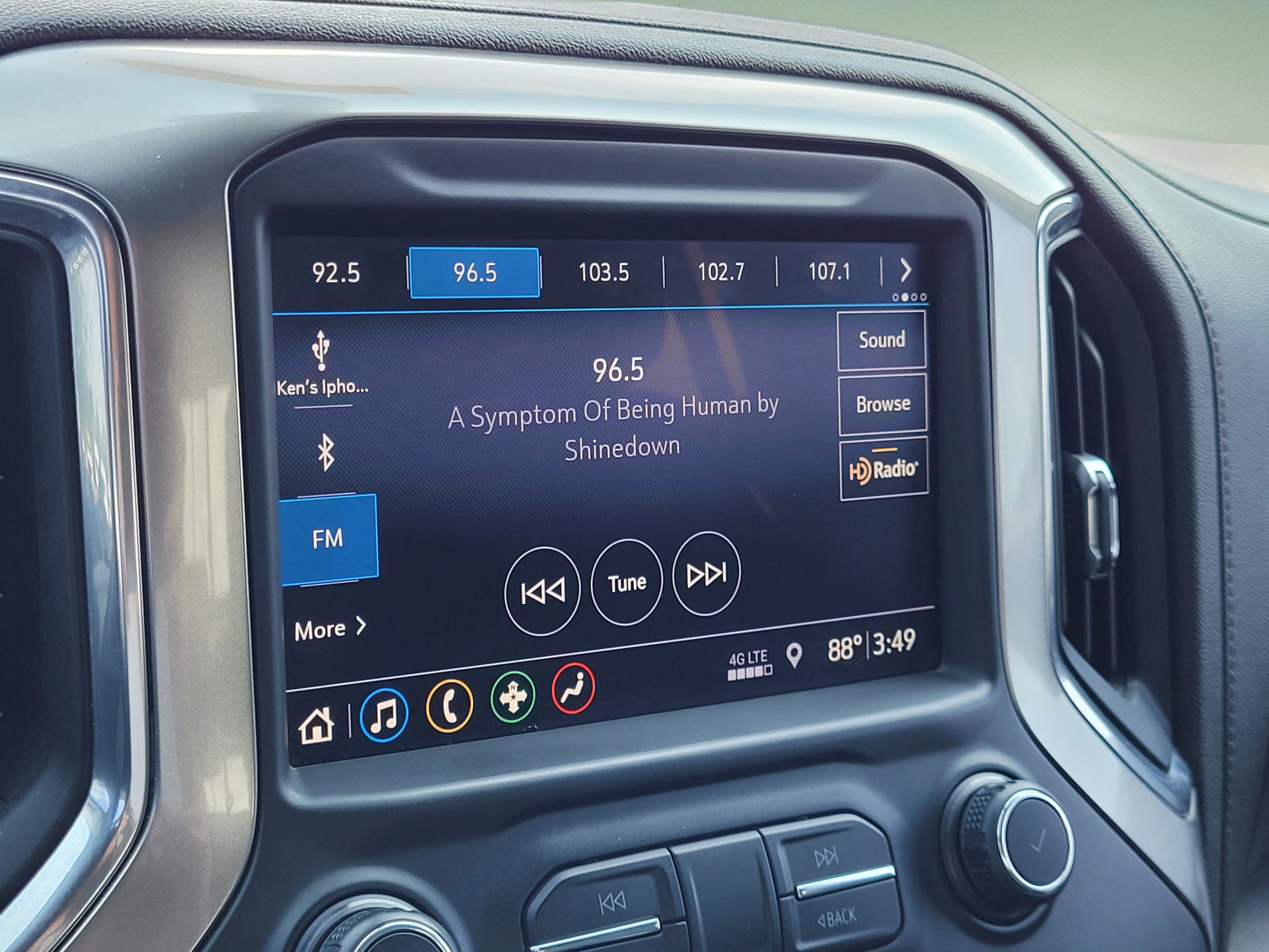Used 2019 Chevrolet Silverado 1500 LT Trail Boss AWD/4WD image 21