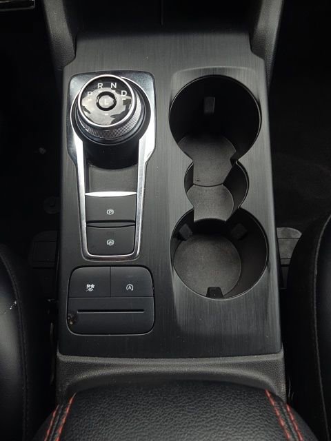 Certified 2024 Ford Escape ST-Line AWD/4WD image 35