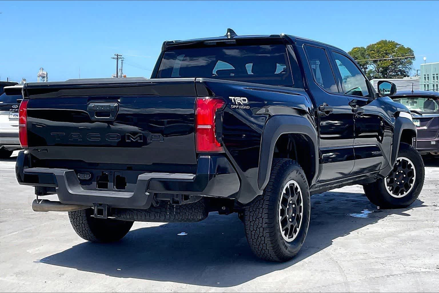 Used 2025 Toyota Tacoma TRD Off-Road AWD/4WD image 22