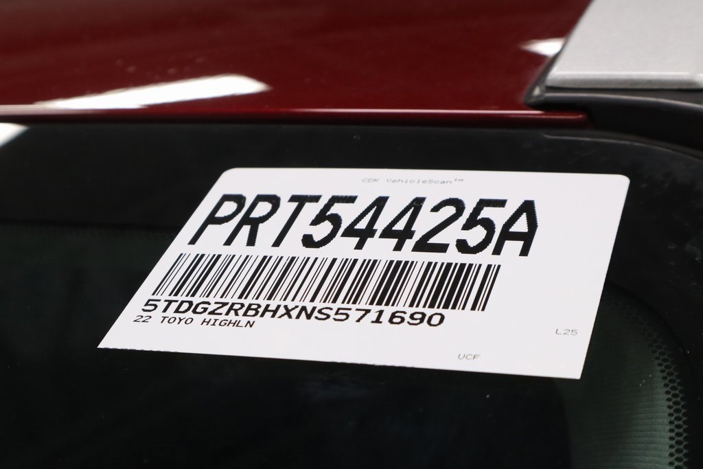 Used 2022 Toyota Highlander XLE image 36