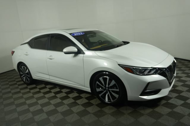 Used 2023 Nissan Sentra SV w/ SV Premium Package FWD image 2