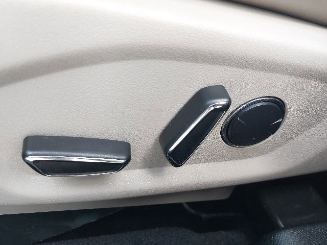 Certified 2018 Ford Explorer Limited w/ Ford Safe & Smart Package FWD image 22