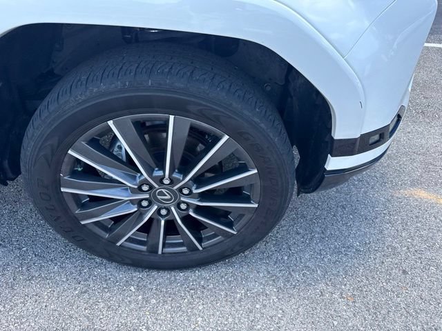 Used 2024 Lexus GX 550 w/ Accessory Package (2T) AWD/4WD image 7