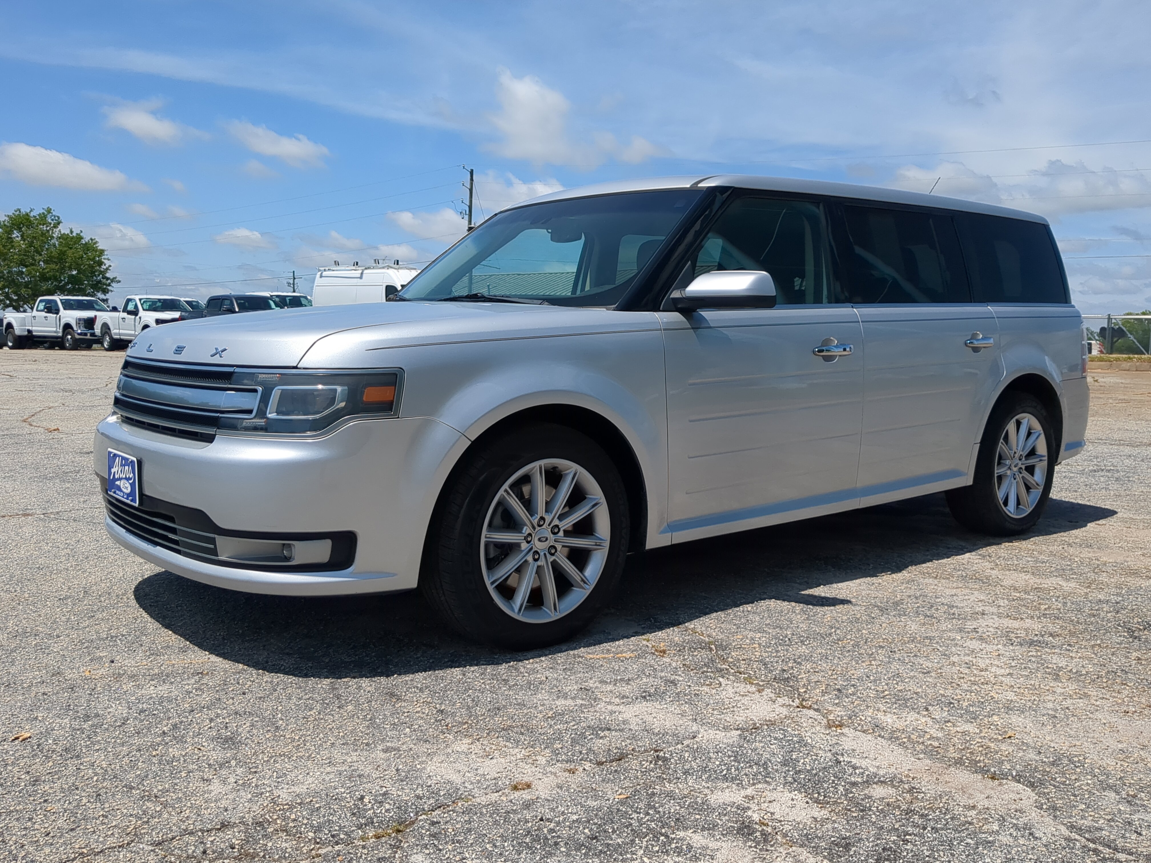 Certified 2019 Ford Flex Limited w/ Class III Trailer Tow Package FWD image 6