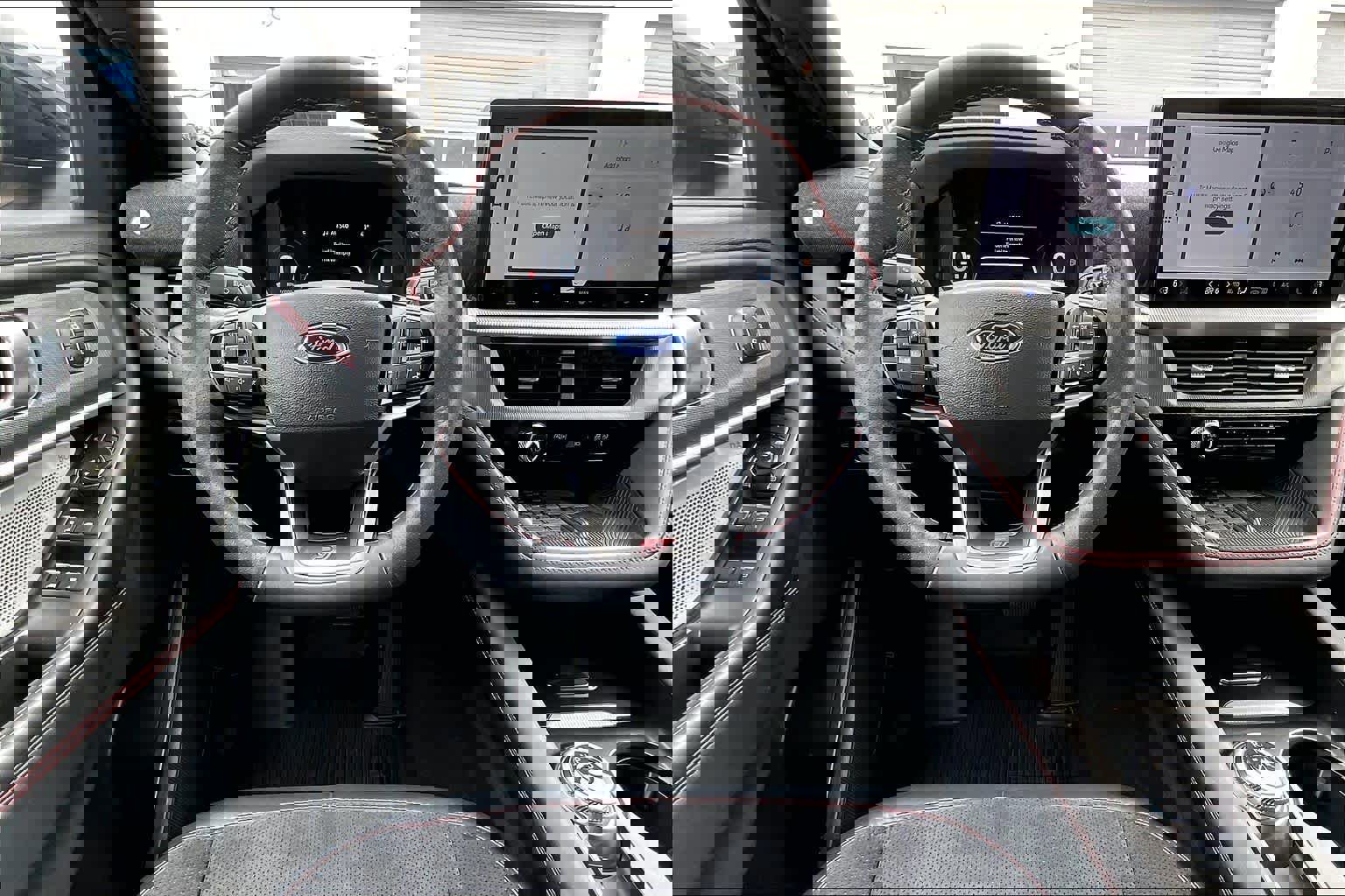 Certified 2025 Ford Explorer ST image 12