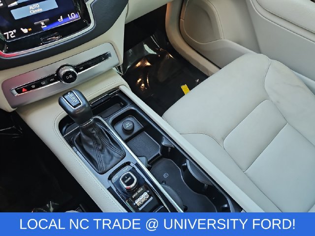 Used 2017 Volvo XC90 T6 Momentum w/ Vision Package AWD/4WD image 25
