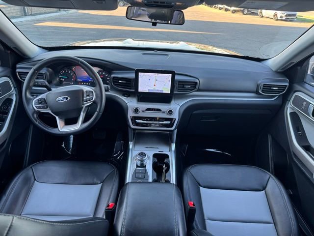 Certified 2023 Ford Explorer XLT w/ Equipment Group 202A AWD/4WD image 9