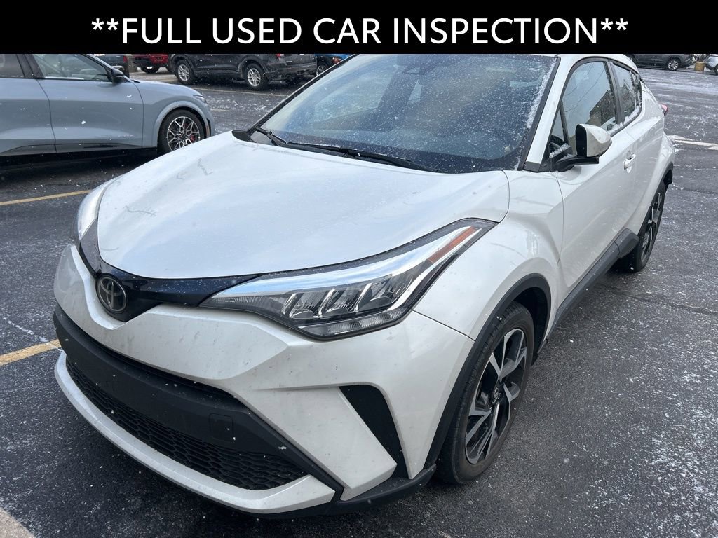 Used 2022 Toyota C-HR XLE image 11