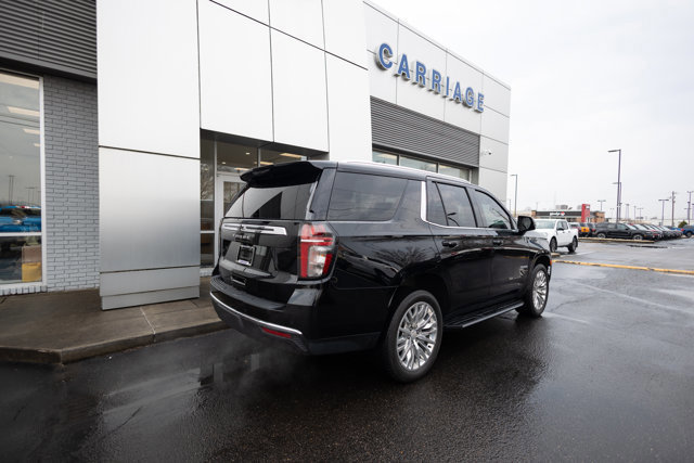 Used 2023 Chevrolet Tahoe LT w/ Luxury Package image 4