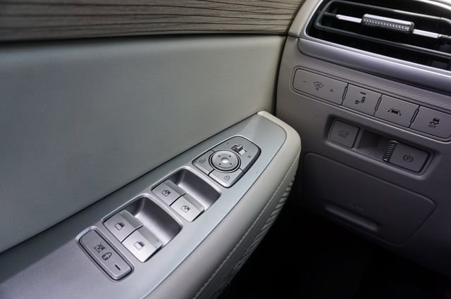 Used 2020 Hyundai Palisade SEL w/ Premium Package FWD image 28