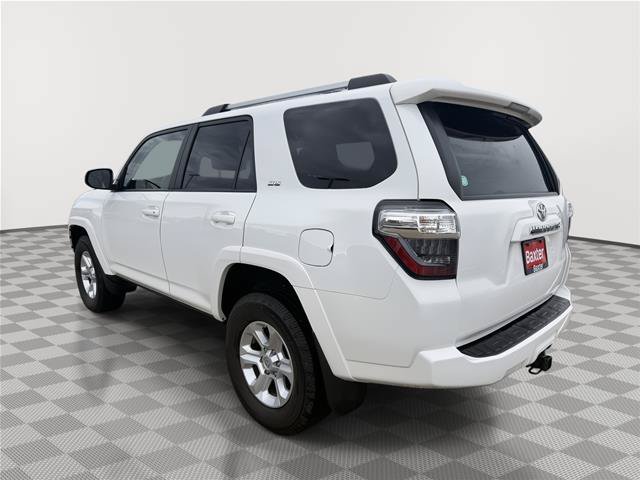 Used 2021 Toyota 4Runner SR5 Premium w/ Moonroof Package AWD/4WD image 3