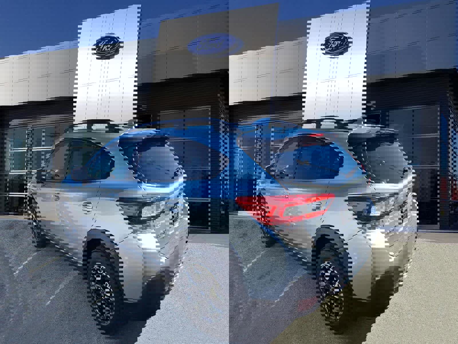 Used 2019 Subaru Crosstrek 2.0i Premium image 3