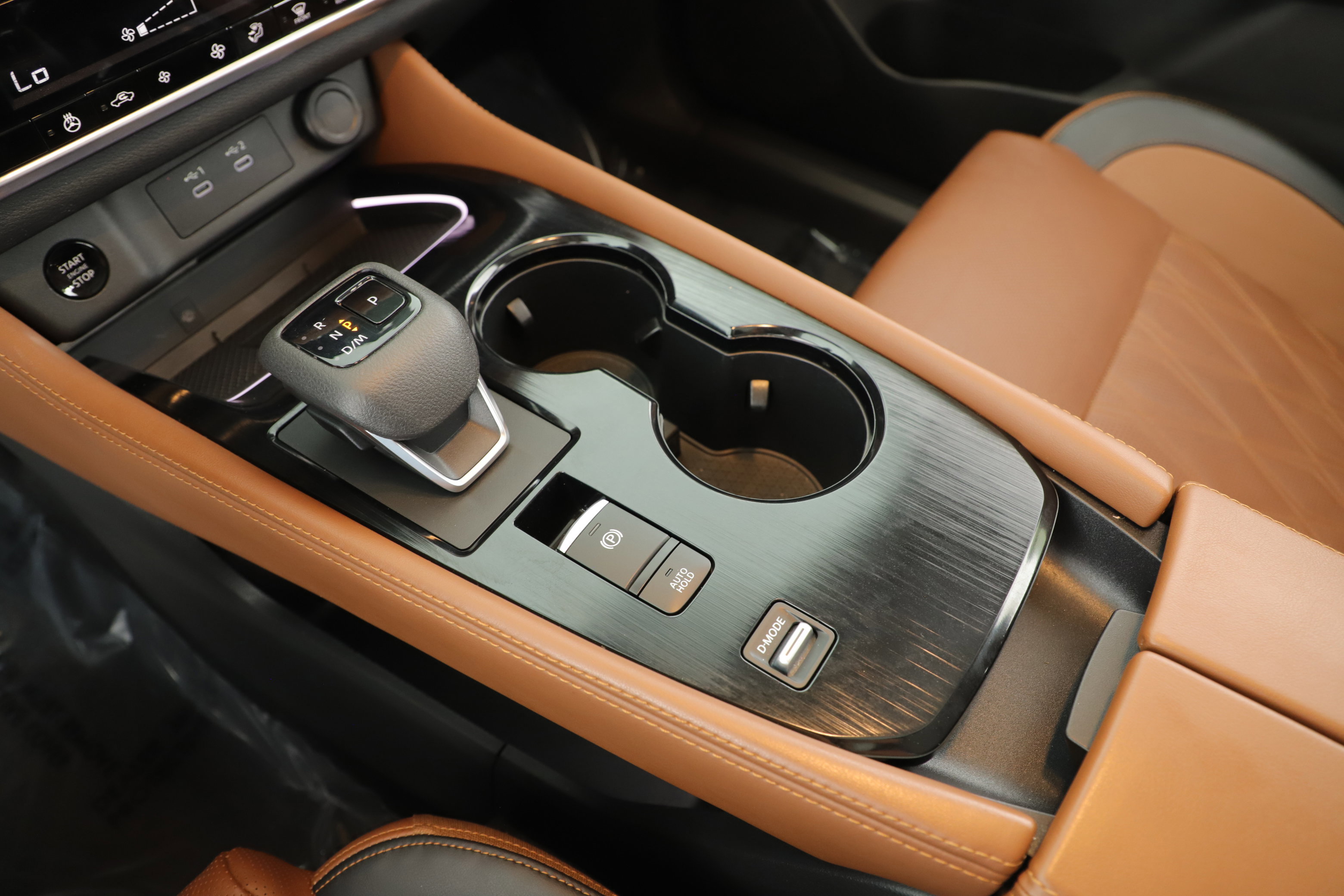 Used 2024 Nissan Rogue Platinum image 15