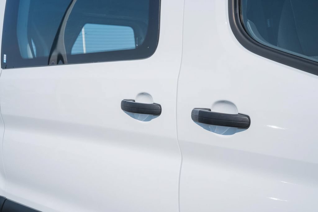 Certified 2025 Ford Transit 250 Low Roof w/ Exterior Upgrade Package RWD image 17