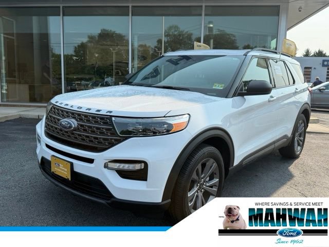 Certified 2021 Ford Explorer XLT w/ Equipment Group 202A