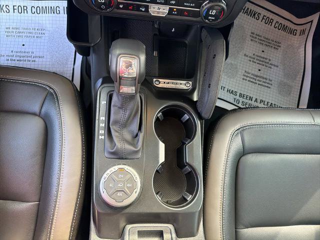 Certified 2025 Ford Bronco Outer Banks w/ Sasquatch Package AWD/4WD image 14
