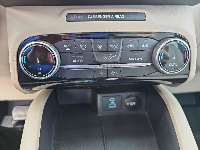 Certified 2022 Ford Escape SE AWD/4WD image 12