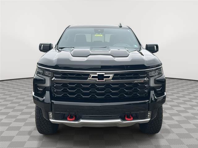 Used 2024 Chevrolet Silverado 1500 ZR2 w/ Technology Package AWD/4WD image 3