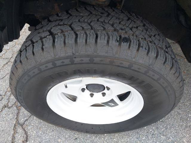 Used 2018 Toyota Tacoma SR5 w/ Exterior Package AWD/4WD image 14