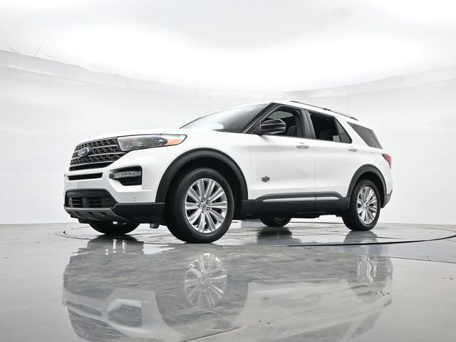 Certified 2023 Ford Explorer King Ranch w/ Technology Package AWD/4WD image 37