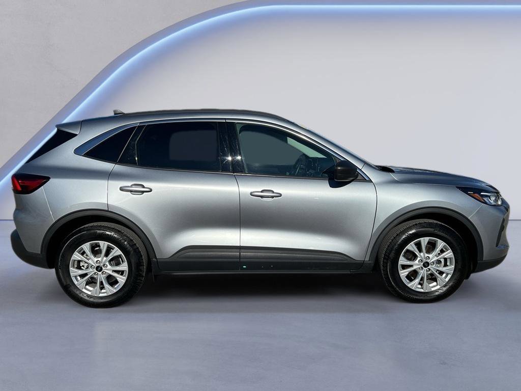 Certified 2023 Ford Escape Active image 8
