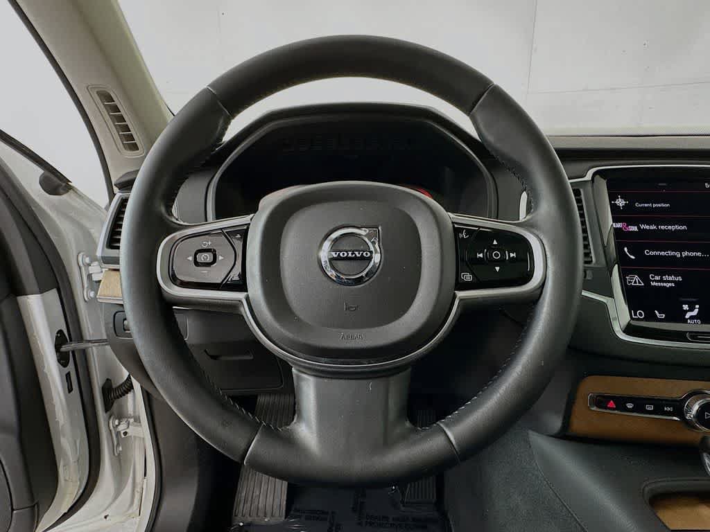 Used 2022 Volvo XC90 T6 Momentum w/ Protection Package Premier AWD/4WD image 16