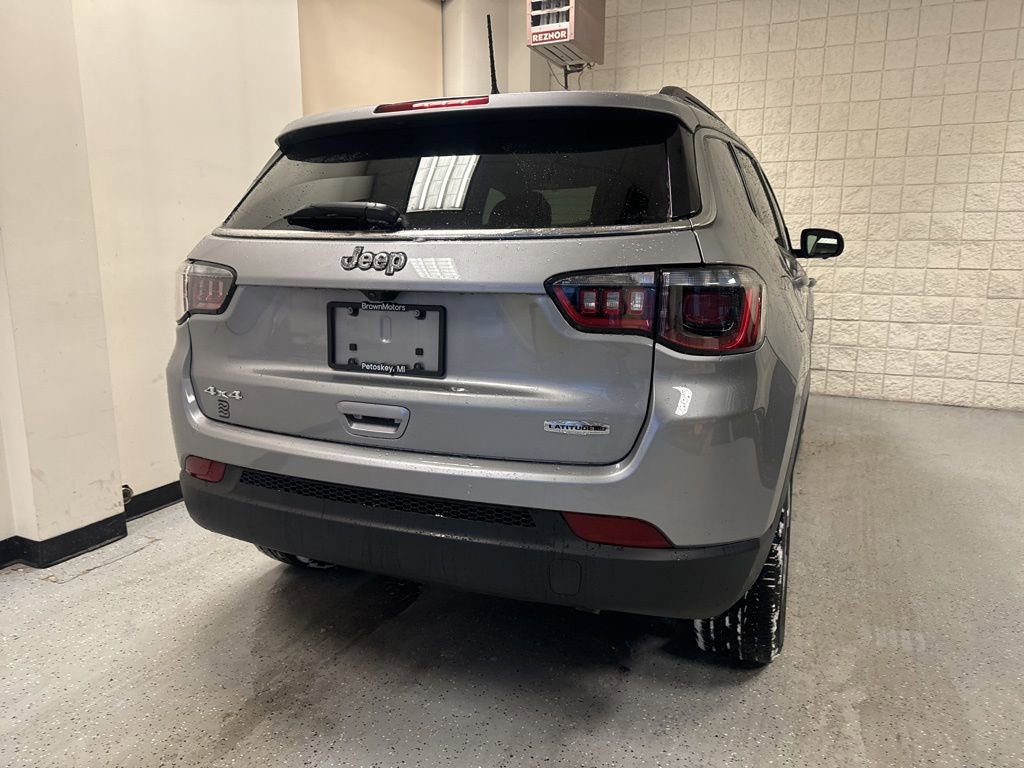 Used 2022 Jeep Compass Latitude image 6