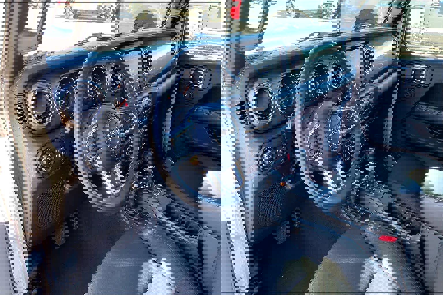 Used 2023 Jeep Gladiator Overland image 17