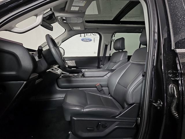 Certified 2025 Ford Expedition Active image 16