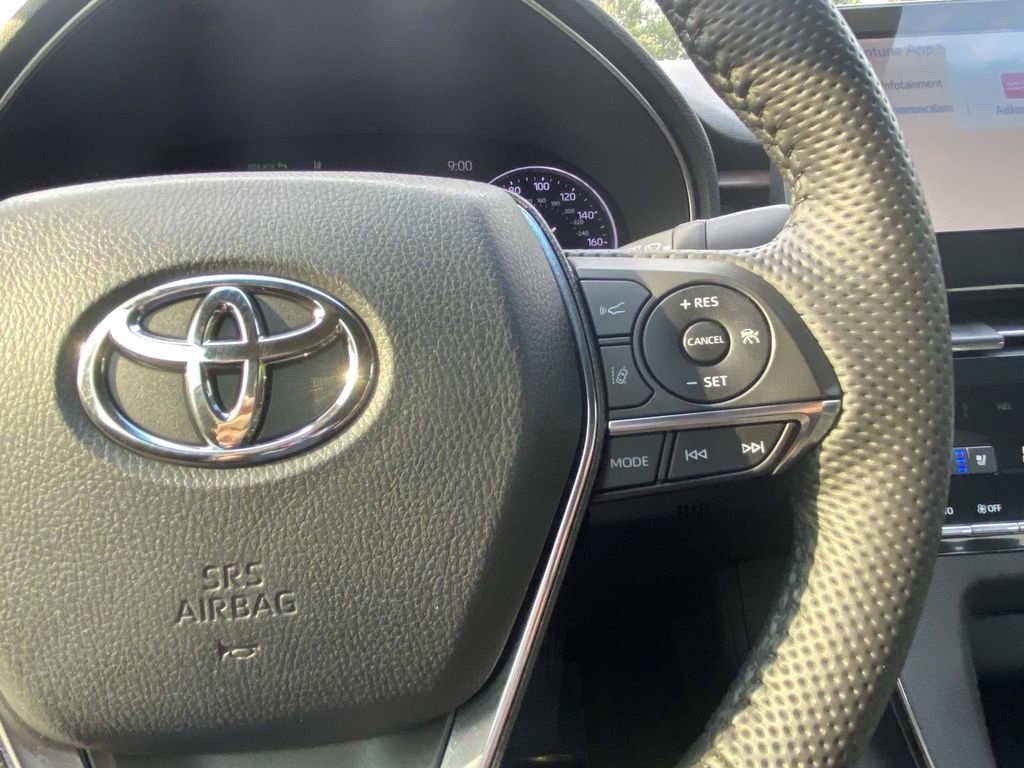 Used 2021 Toyota Avalon Limited w/ Advanced Safety Package FWD image 34