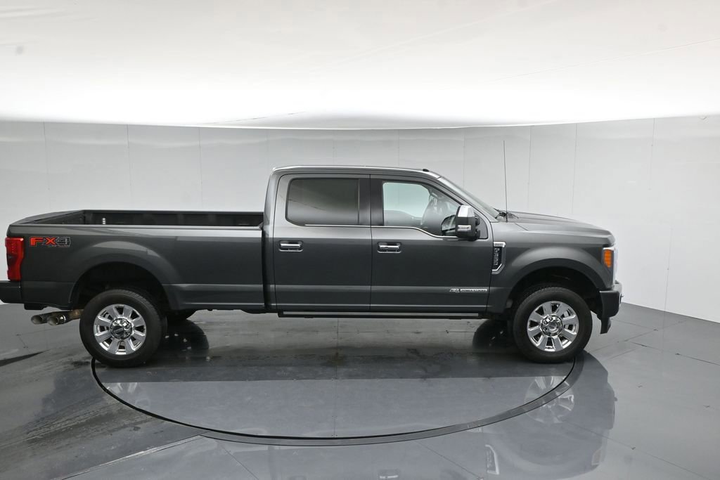 Certified 2018 Ford F350 Platinum w/ Platinum Ultimate Package image 9