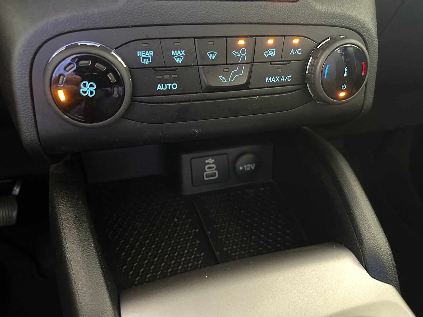 Certified 2024 Ford Bronco Sport Big Bend AWD/4WD image 32