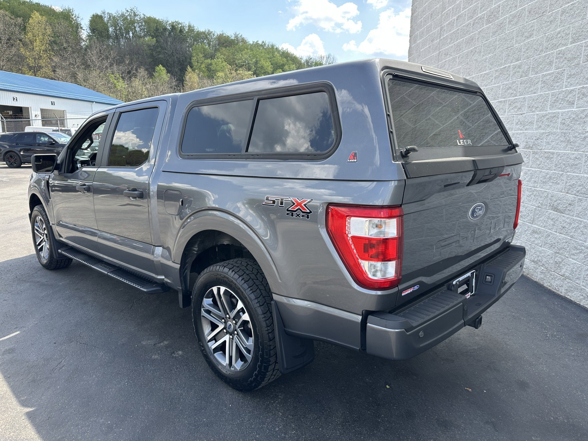 Certified 2022 Ford F150 XL w/ STX Appearance Package AWD/4WD image 5