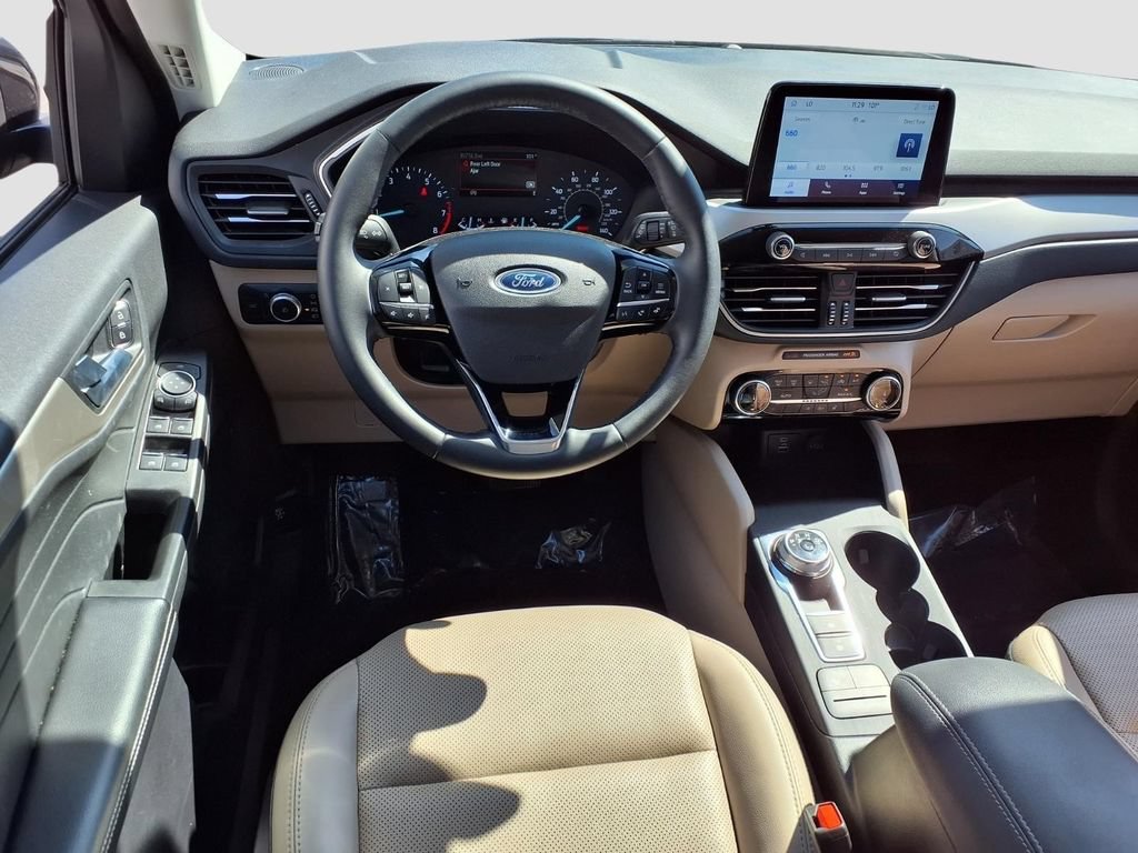 Certified 2022 Ford Escape SEL AWD/4WD image 9