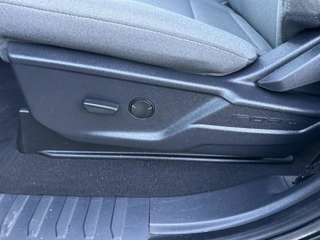 Certified 2023 Ford F350 XLT w/ Tremor Off-Road Package image 18